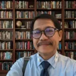 Inflasi Sarjana:  Generasi Unggul di Ijazah, Gagap di Kehidupan
