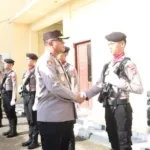Kunjungan Kerja ke Polresta Mamuju, Kapolda Sulbar Disambut Kapolresta dan Jajar Kehormatan