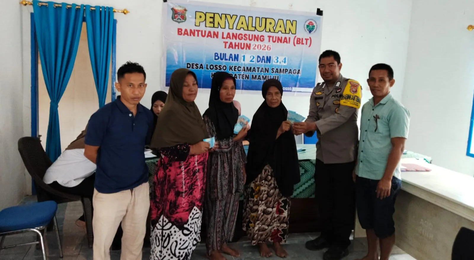 Pak Bhabin Amankan Penyaluran BLT DD Desa Losso