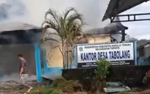 Kantor Terbakar, Kades Tabolang Tetap Upayakan Pelayanan