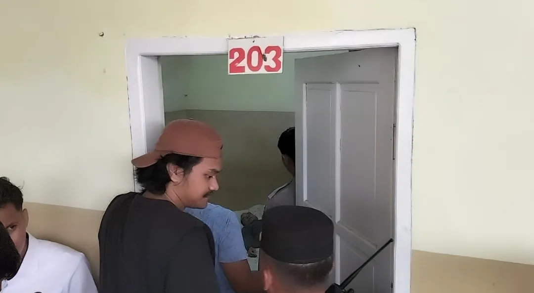 Pria Paruh Baya Ditemukan Tewas di Kamar Wisma, Tamu Perempuan Misterius Datang Dua Kali