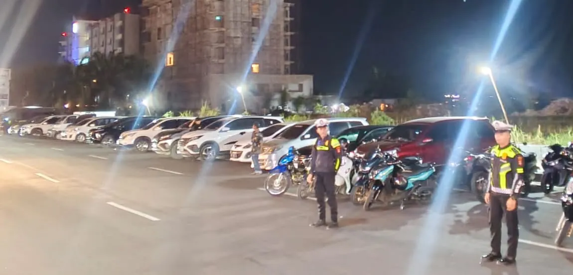 Humanis dan Edukatif, Imbauan Polresta Mamuju Jadikan Pengunjung Fest UMKM Tertib Parkir