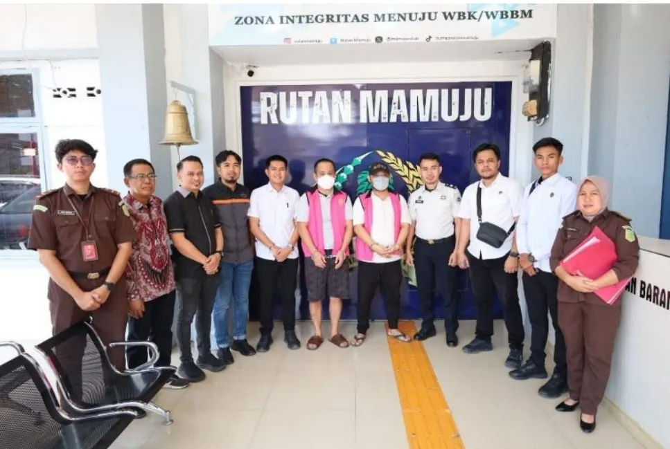 Kejari Mamuju Tahan Eks Ketua DPRD dan Bendahara Sekretariat DPRD Mamuju