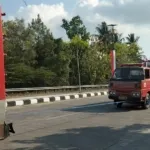 Armada Damkar Tua Rusak di Lokasi Kebakaran Lahan Diderek ke Markas