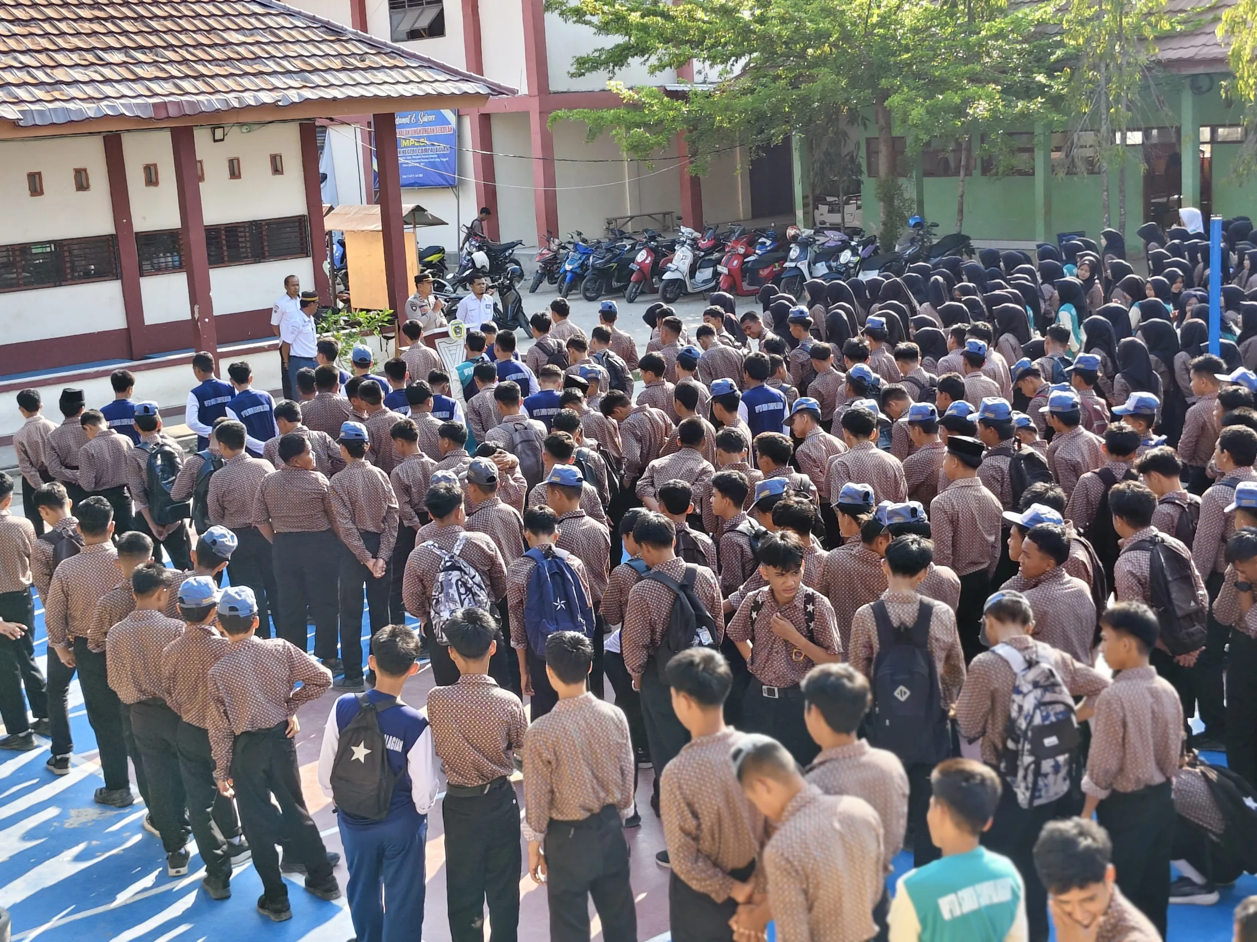Wujudkan Pelajar Disiplin dan Berkarakter, SMK Negeri Campalagian Gelar Sosialisasi Kamtibmas