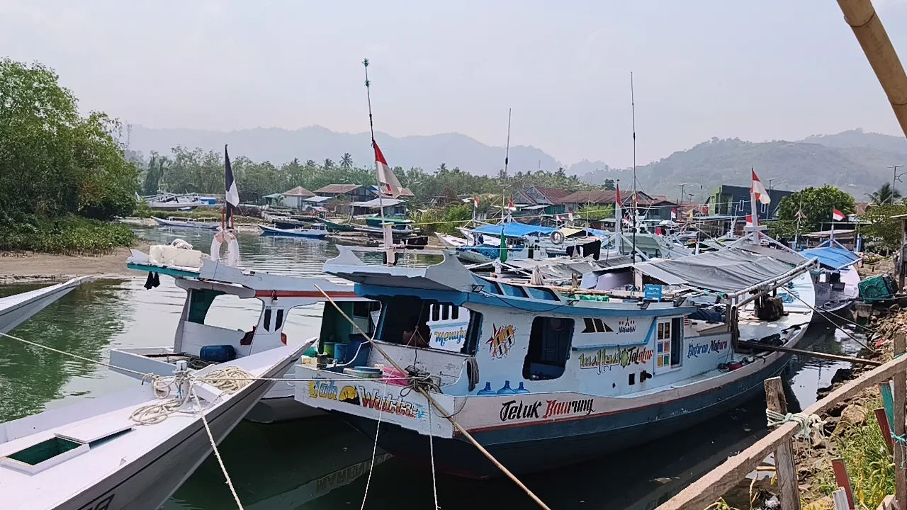 Nelayan Tak Melaut, Imbas Sulitnya Peroleh BBM Jenis Solar
